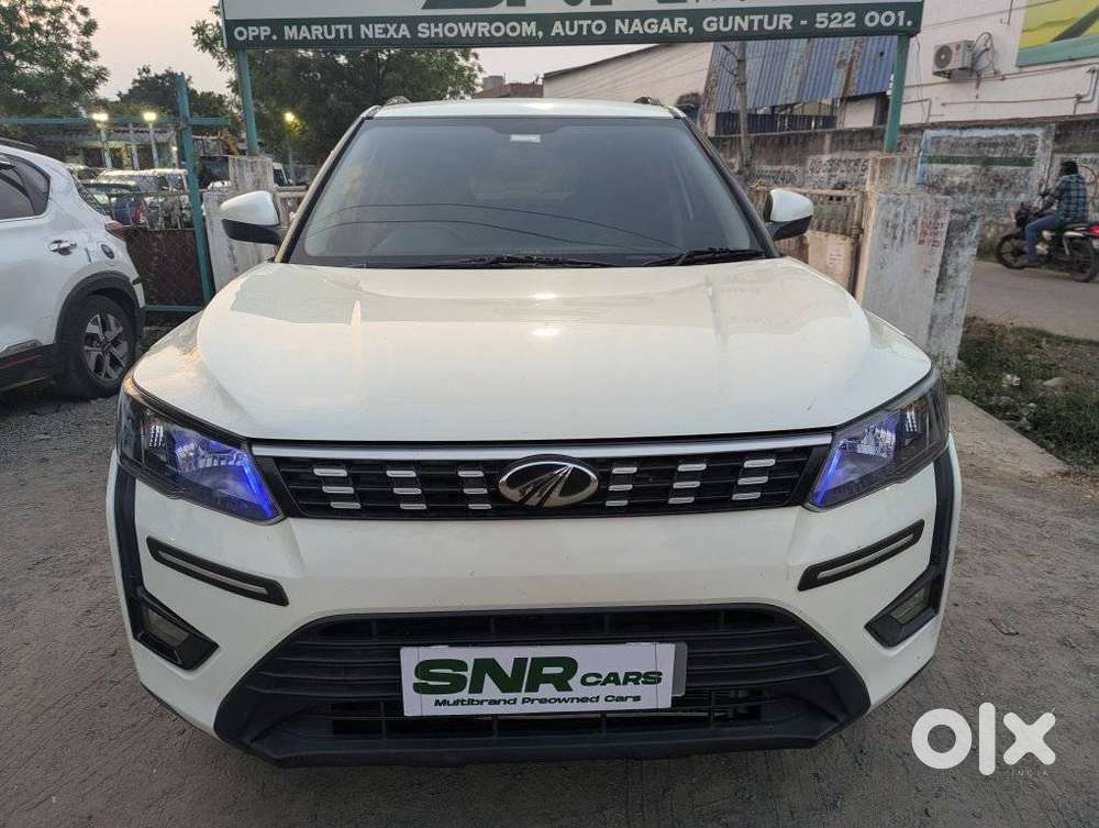 Mahindra Tuv 300 T6, 2022, Diesel