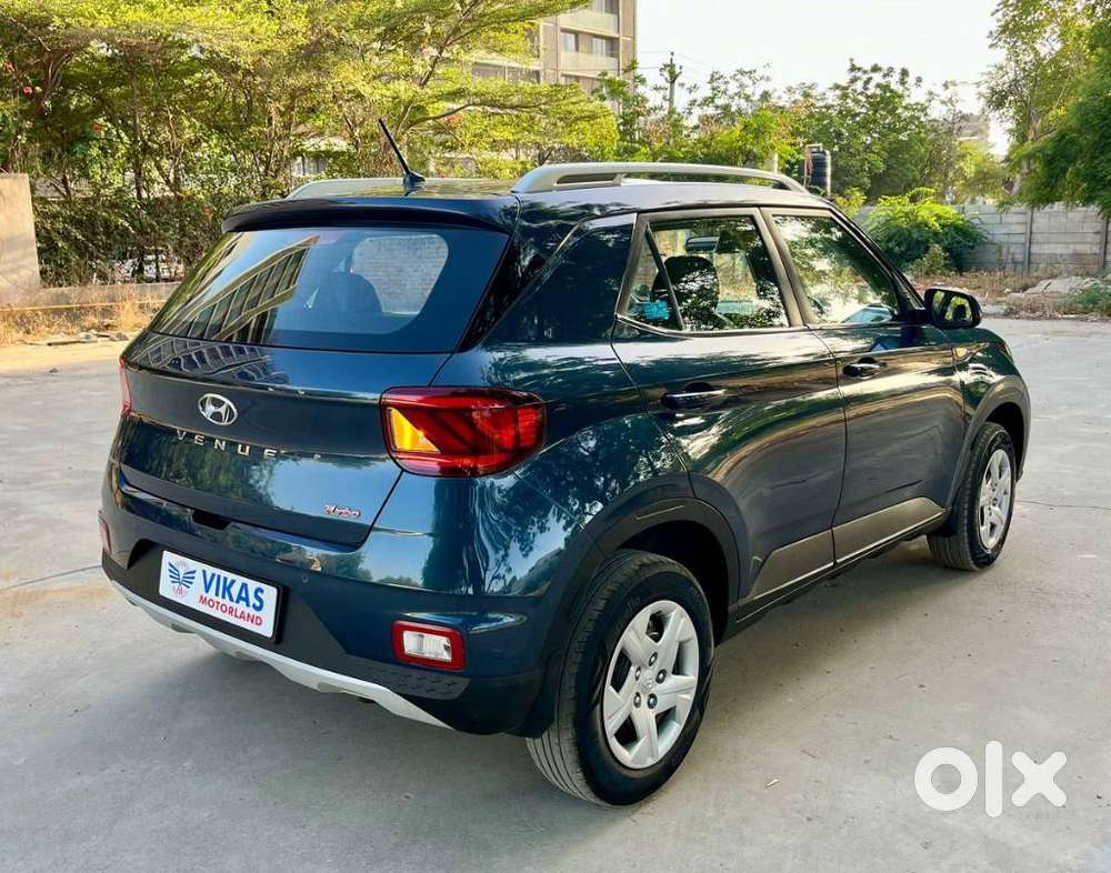 Hyundai Venue S Turbo Dct, 2019, Petrol