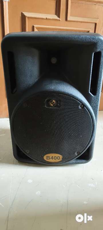 Studiomaster speaker shops b400