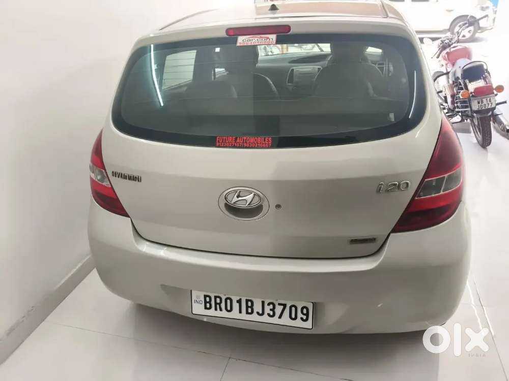 Hyundai I20 2012 Petrol Well Maintained Bank Manager Car.