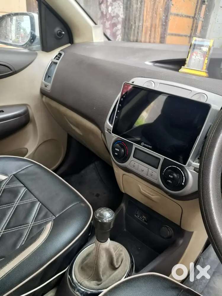 Hyundai I20 2012 Cng & Hybrids 80000 Km Driven