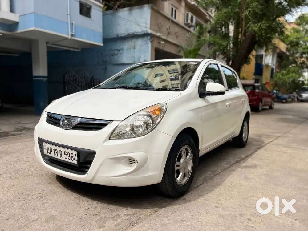 Hyundai I20 2010 Petrol 80000 Km Driven