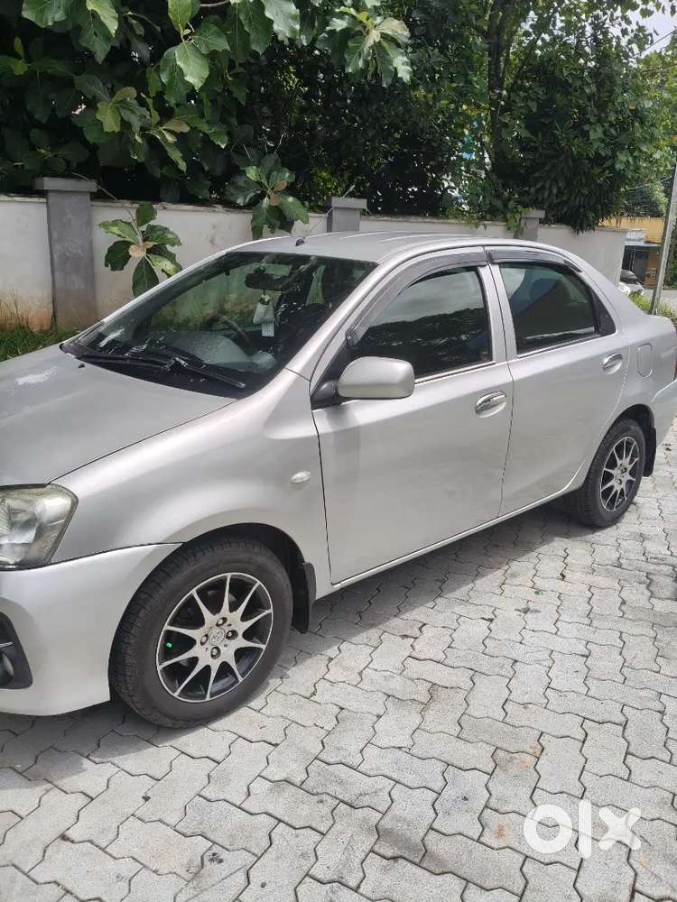 Toyota Etios 1.5 G 2016