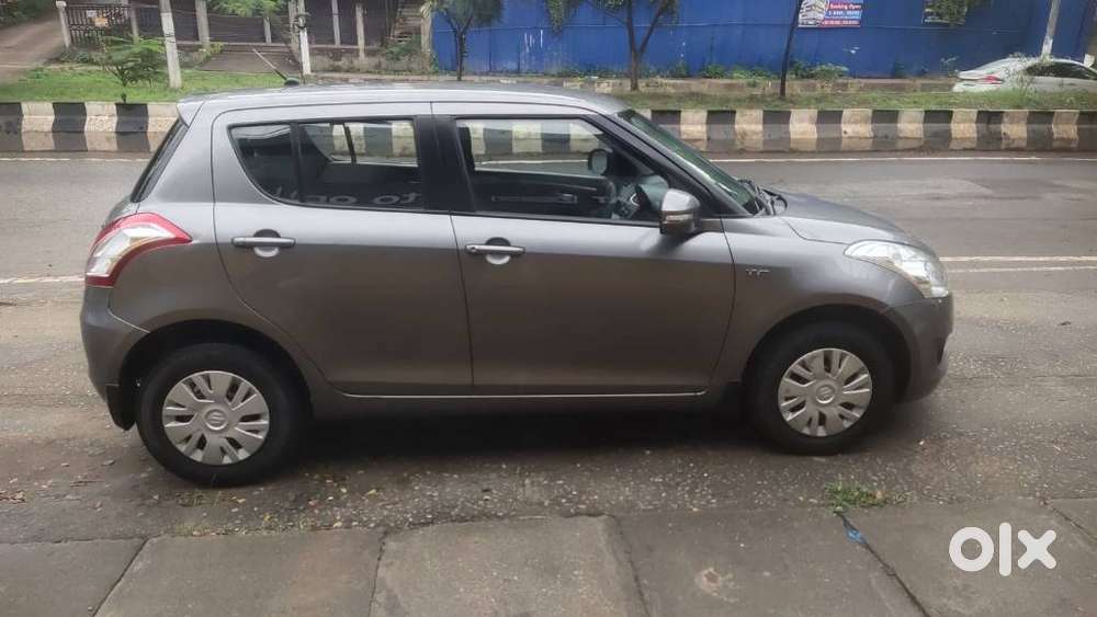 Maruti Suzuki Swift Vxi, 2012, Petrol
