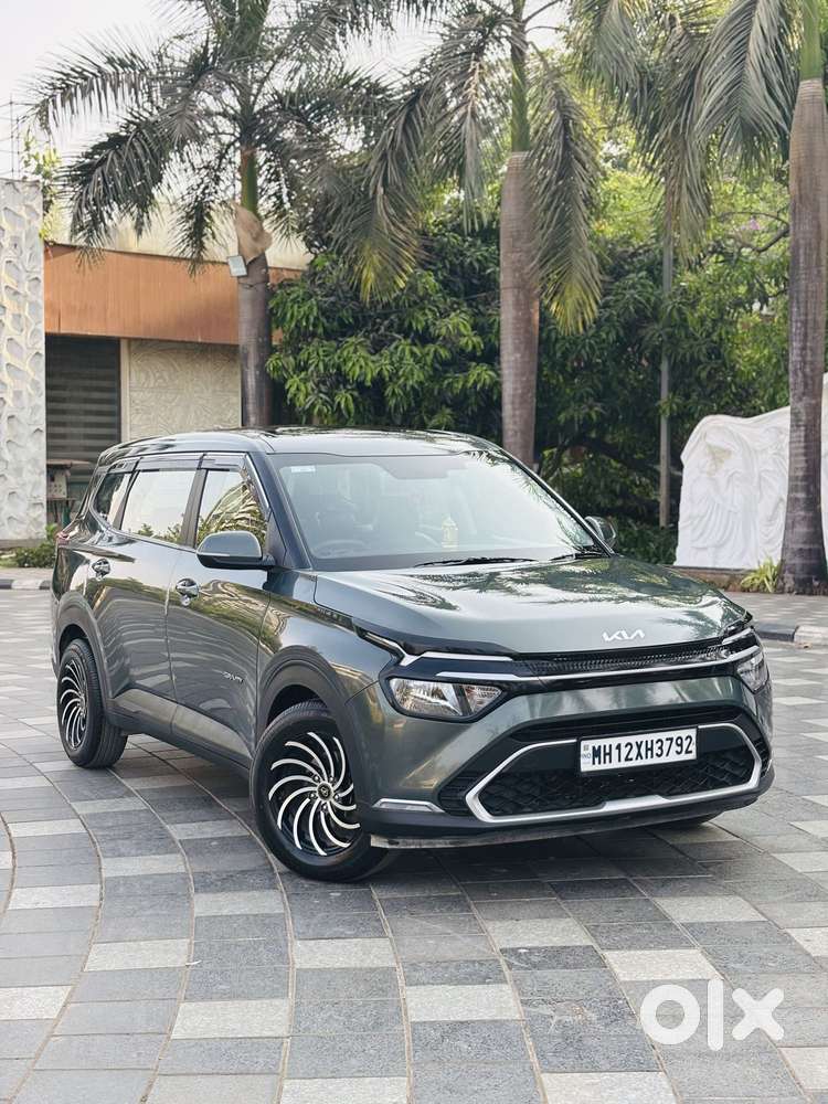 Kia Carens G1.5 6mt Gravity, 2024, Petrol