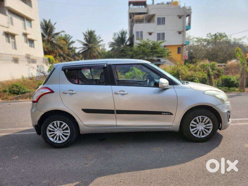 Maruti Suzuki Swift Vxi, 2015, Petrol