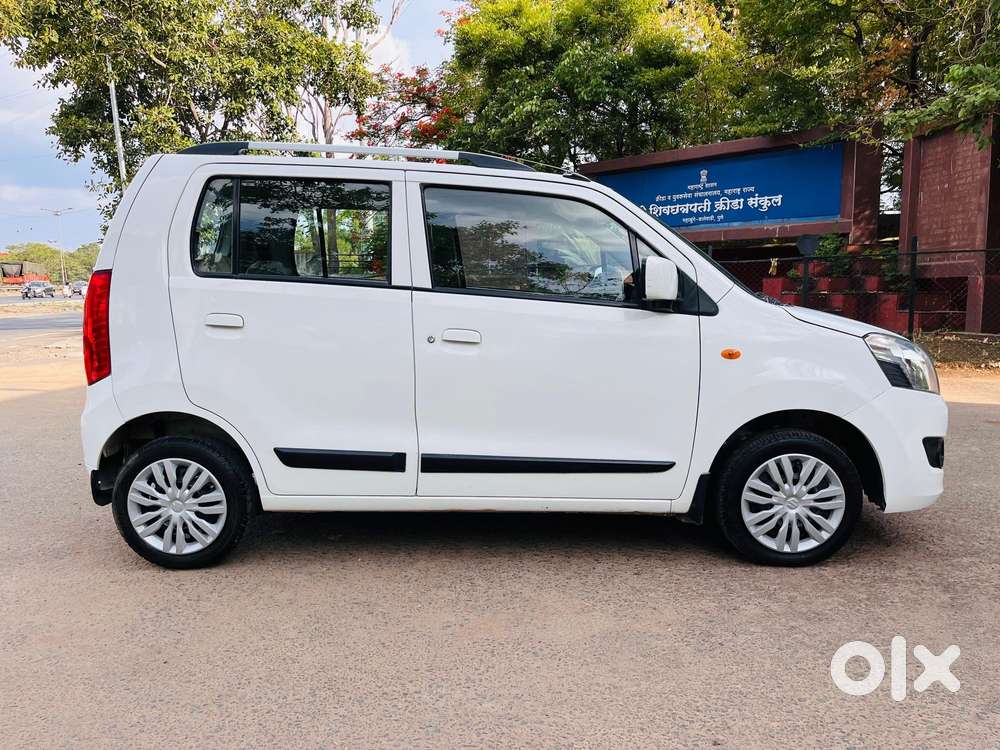Maruti Suzuki Wagon R 1.0 Vxi Amt, 2016, Petrol