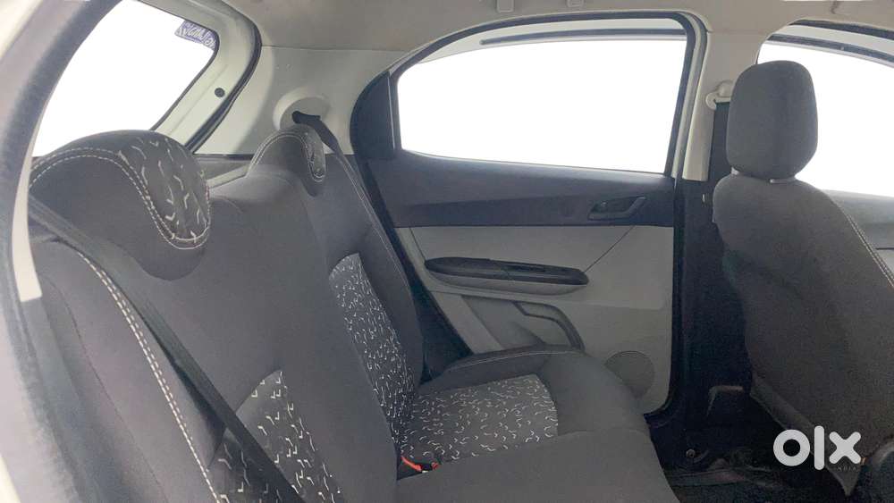 Tata Tiago 1.05 Revotorq Xt, 2023, Petrol