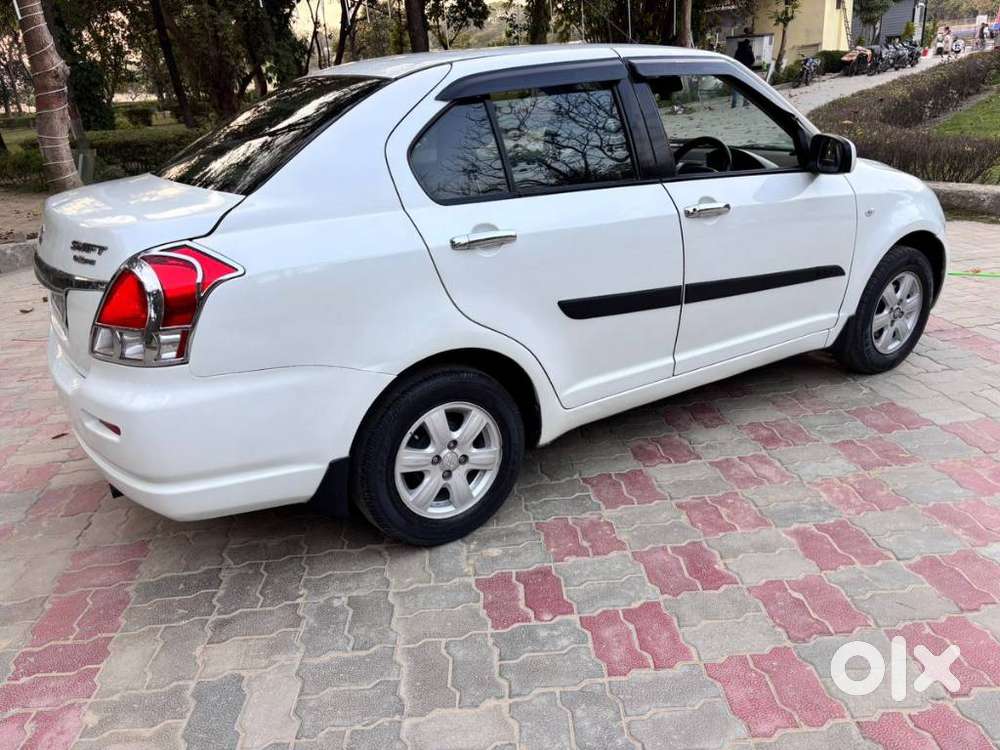 Maruti Suzuki Swift Dzire Zxi + Mt, 2010, Petrol