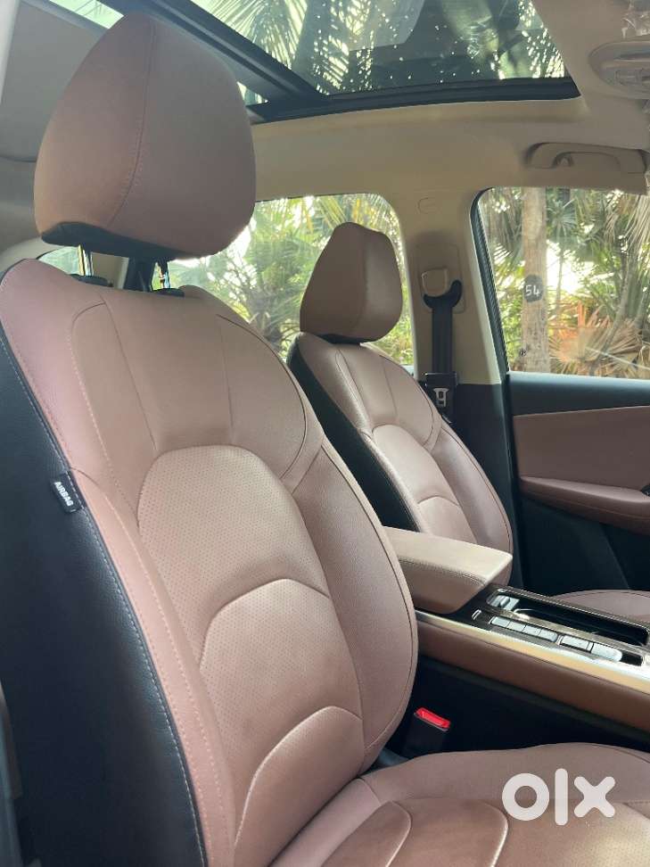 Mg Hector Plus Savvy Pro 1.5 Turbo Petrol Cvt 7 Str, 2023, Petrol