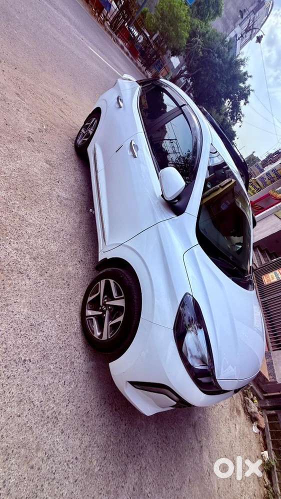 Hyundai Aura 2023 Cng & Hybrids Good Condition