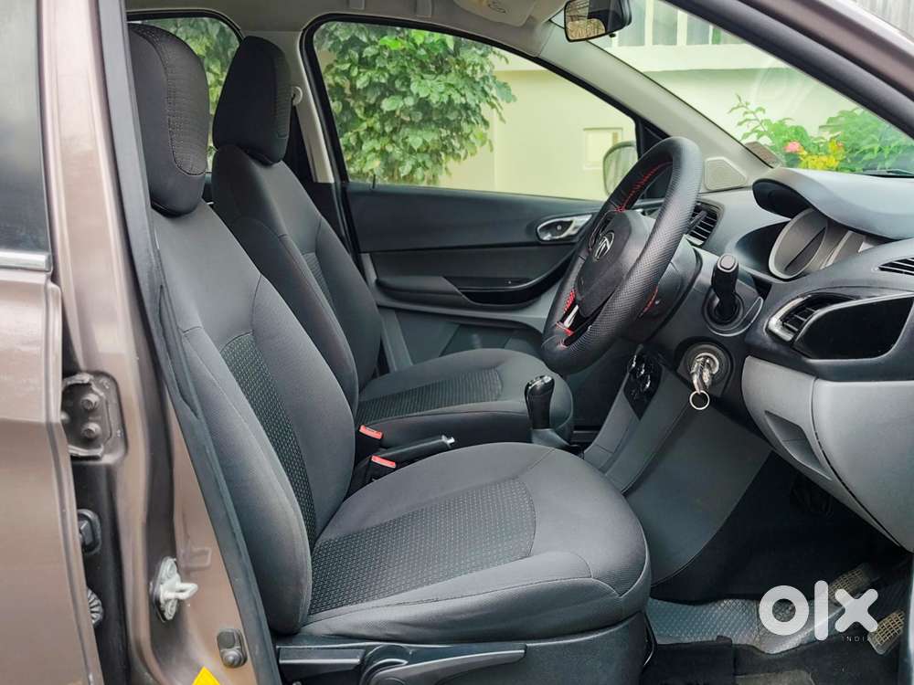 Tata Tigor, 2017, Petrol