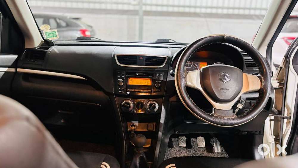 Maruti Suzuki Swift Vxi + Manual, 2016, Petrol