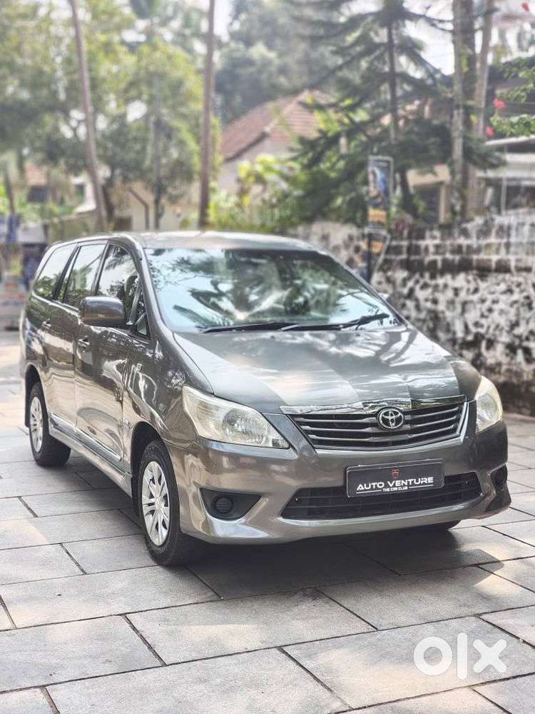 Toyota Innova 2012-2013 2.5 Gx (diesel) 8 Seater Bs Iv, 2012, Diesel