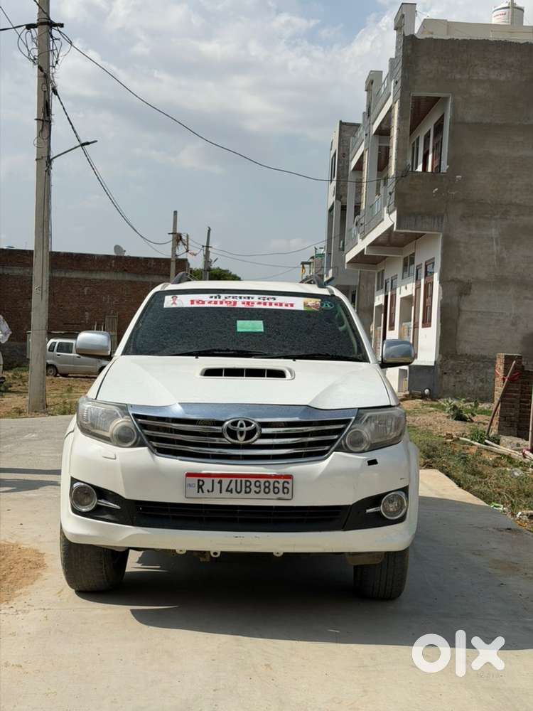 Toyota Fortuner Diesel 2011 Manual 2011