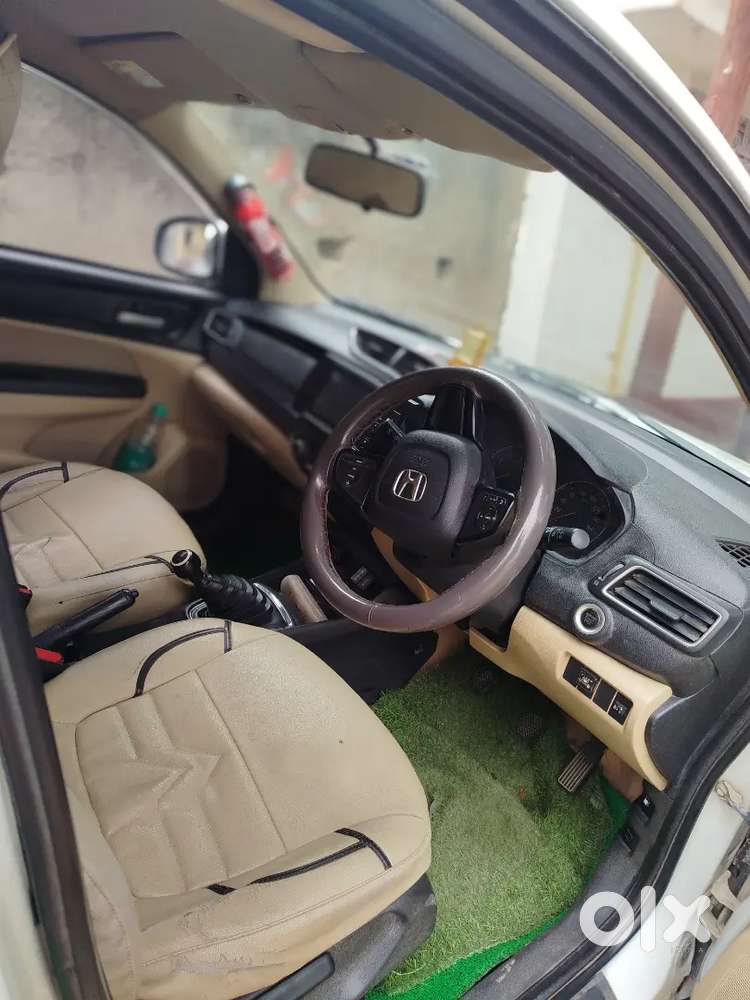 Honda Amaze Top Model In Well Condition