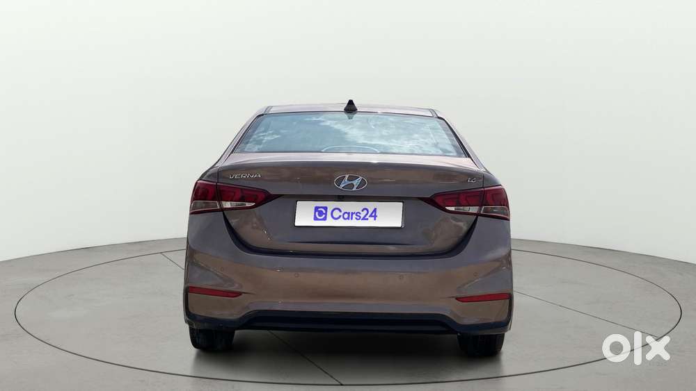 Hyundai Verna 1.6 Sx (o) Vtvt At, 2018, Petrol
