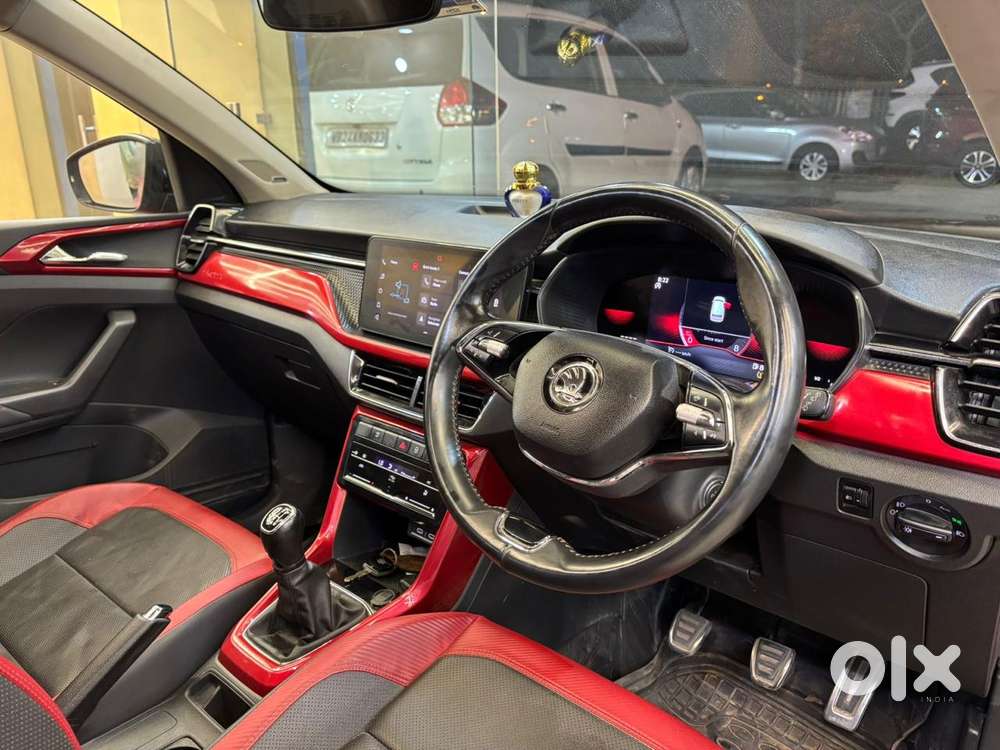 Skoda Kushaq Monte Carlo 1.5l Tsi Mt, 2023, Petrol