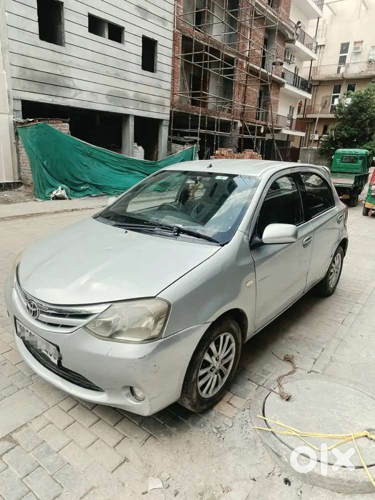 Toyota Etios Liva 2011 Manual Top Model