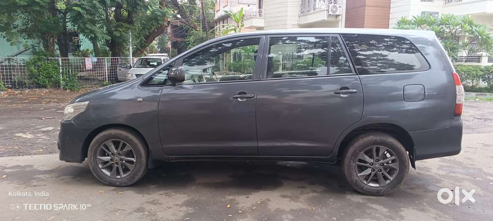 Toyota Innova 2.0 Vx 8 Str, 2010, Diesel