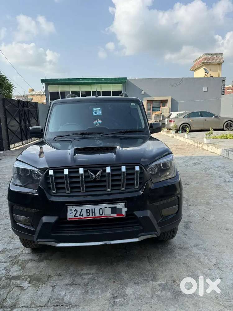 Mahindra Scorpio Classic 2024 Diesel Manual