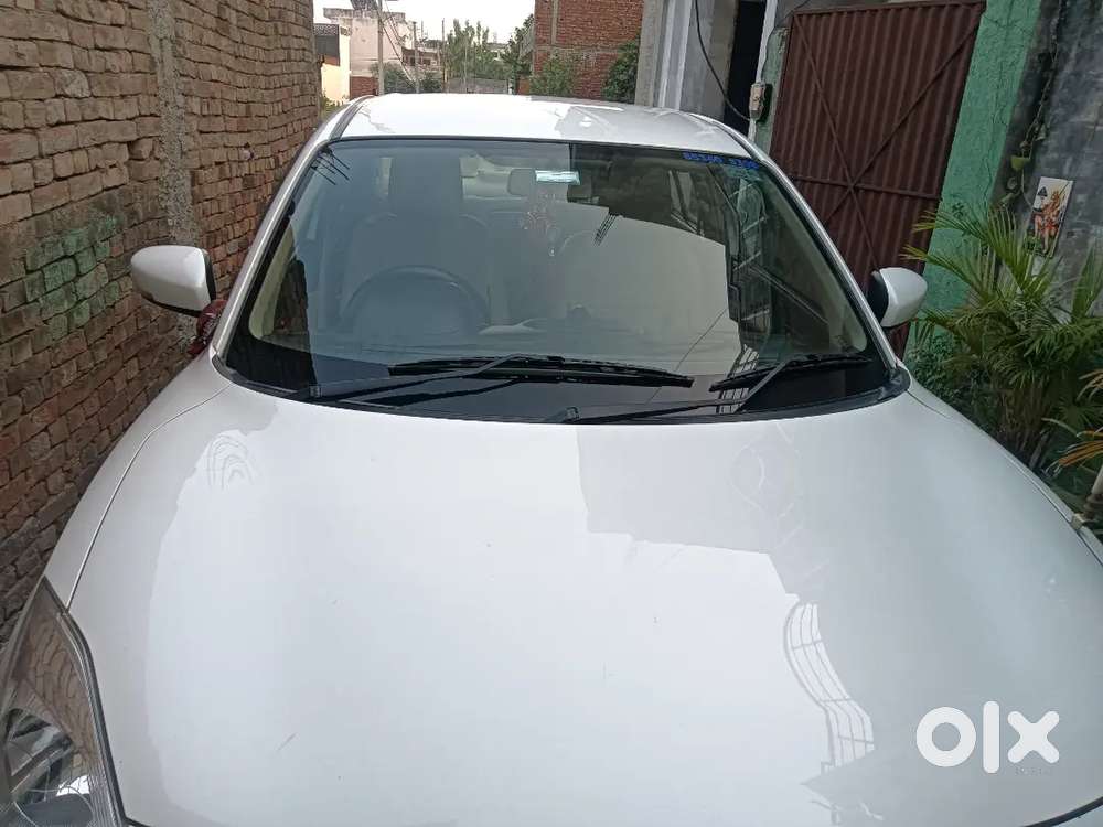 Maruti Suzuki Swift Dzire 2023 Petrol 64000 Km Driven