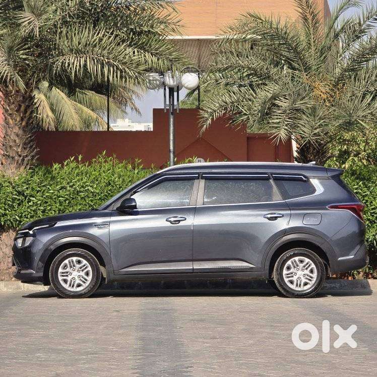 Kia Carens, 2025, Petrol