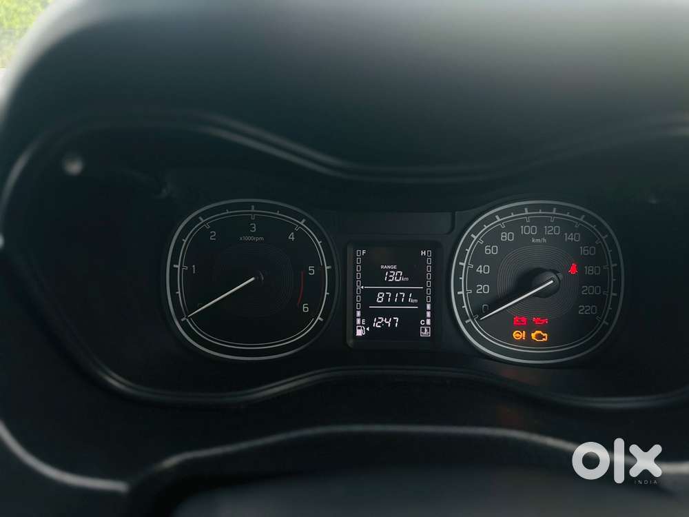 Maruti Suzuki Brezza Ldi
