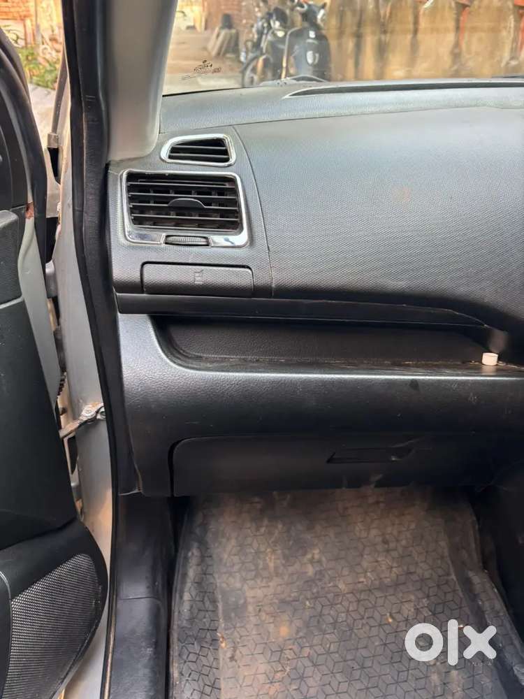 Maruti Suzuki Swift 2014 Diesel 75000 Km Driven
