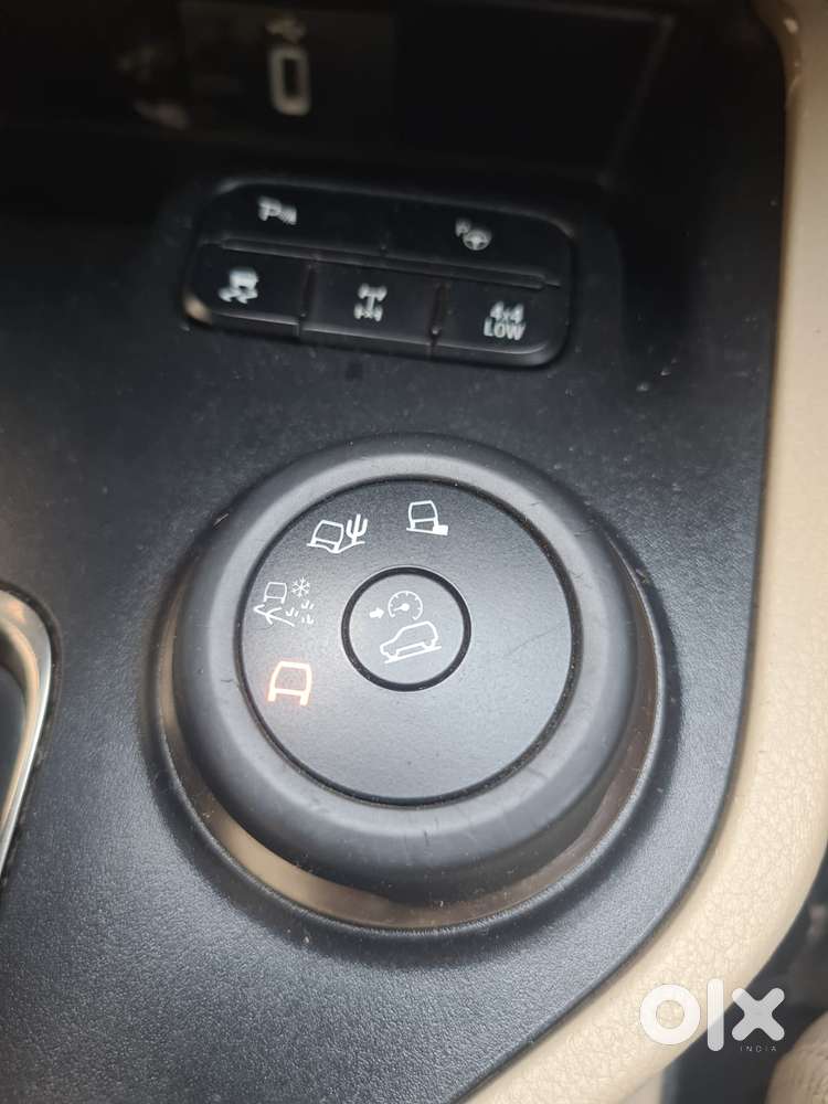 Ford Endeavour 3.2 Titanium Plus 4x4 At, 2019, Diesel