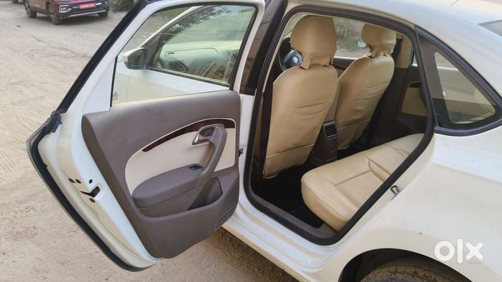 Skoda Rapid 1.6 Mpi Ambition, 2015, Petrol