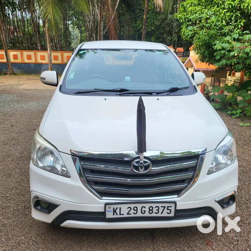 Toyota Innova 2.0 Vx 2013
