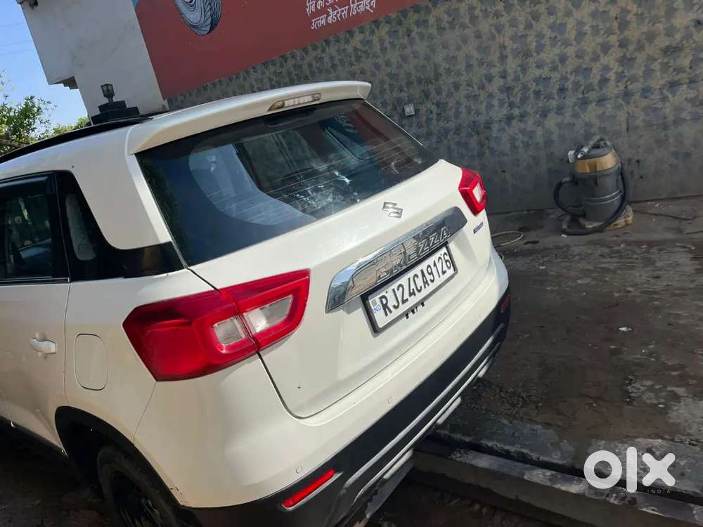 Maruti Suzuki Vitara Brezza 2022 Petrol 65000 Km Driven