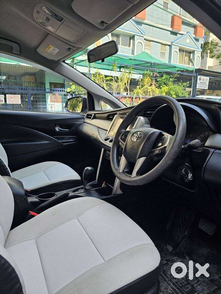 Toyota Innova Crysta 2.8 Gx At 8s, 2018, Diesel