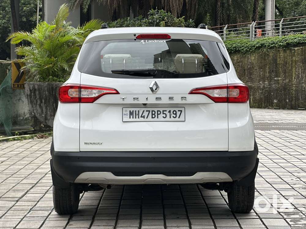 Renault Triber Rxz, 2024, Petrol