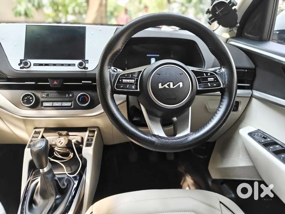 Kia Carens 2023