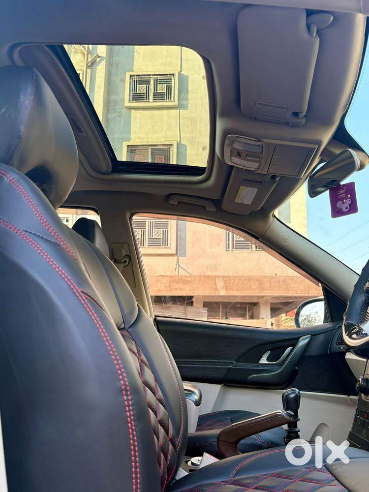 Mahindra Xuv500 2.2 W10, 2016, Diesel