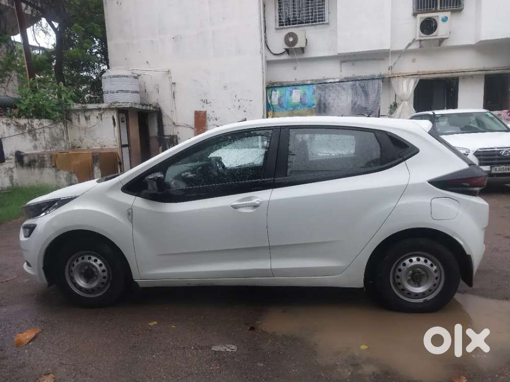 Tata Altroz 1.2 Xe Rhytm Petrol, 2020, Petrol