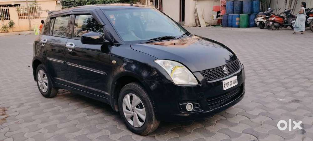 Maruti Suzuki Swift 2004-2010 Vxi Bsiv, 2010, Petrol