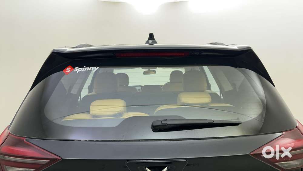 Mahindra Xuv700 2.2 Ax 5 Diesel At 7 Str, 2024, Diesel