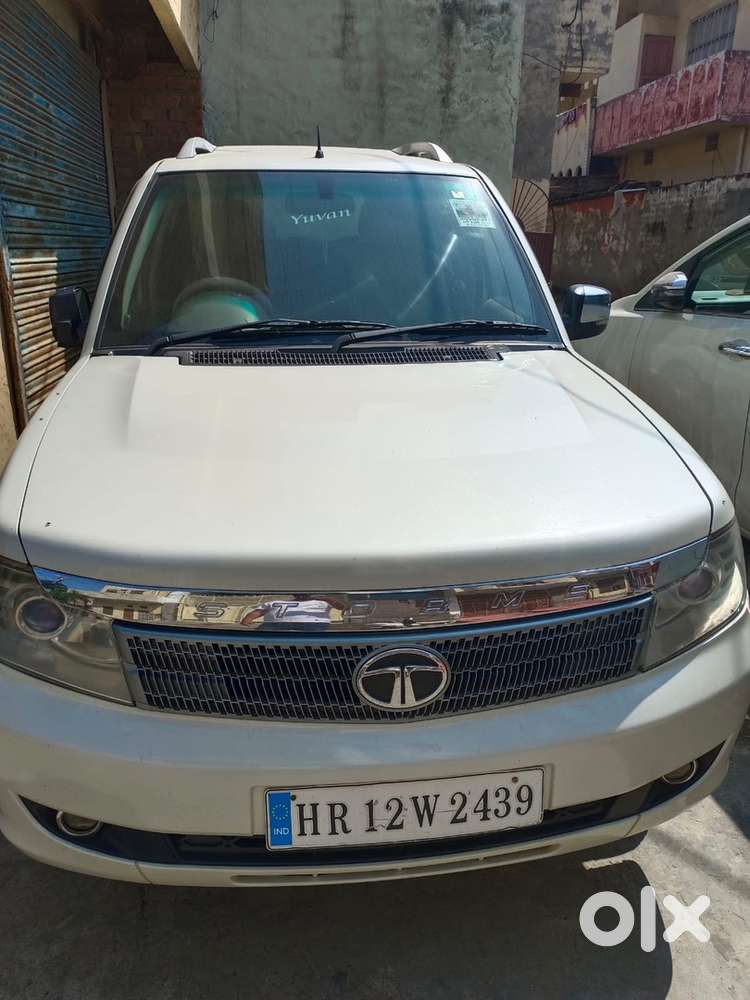 Tata Safari Storme 2013