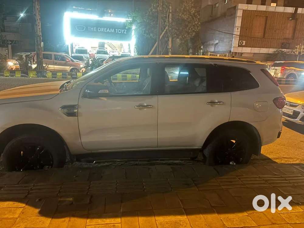 Ford Endeavour 3.2 Diesel 2017