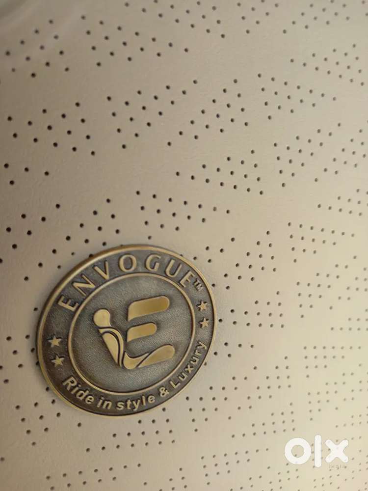 Maruti Suzuki Ertiga 2023 Cng & Hybrids Well Maintained