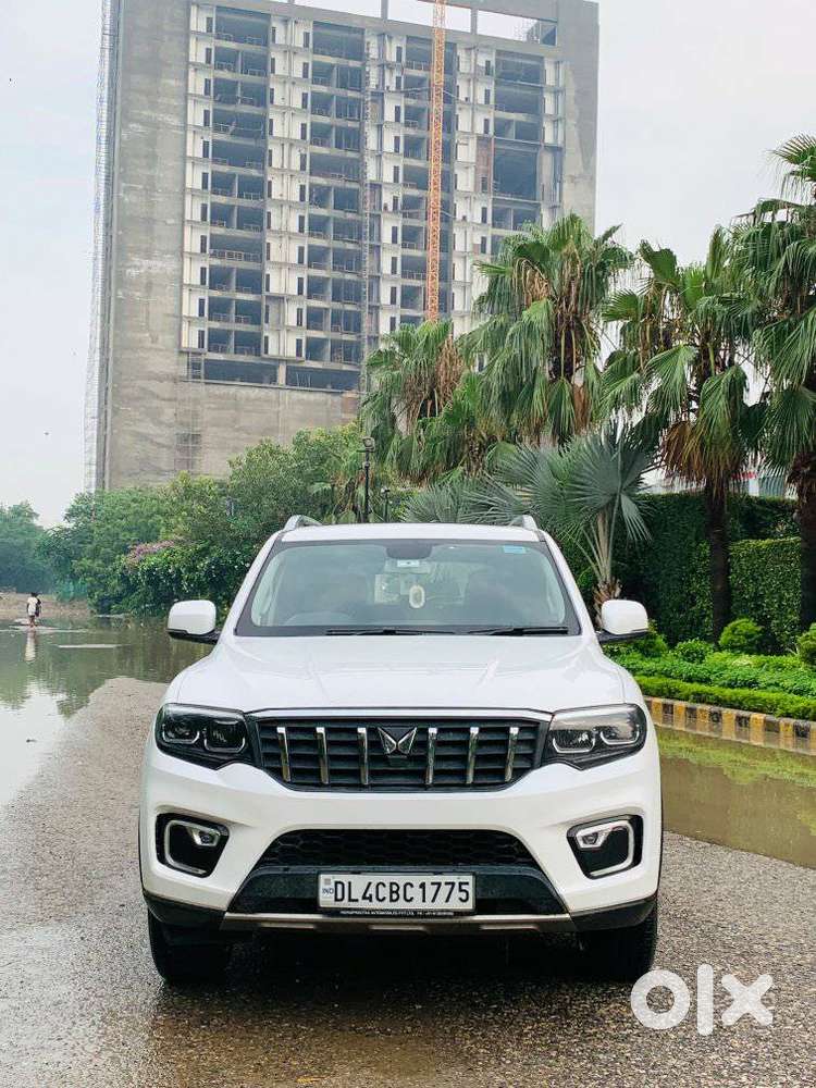 Mahindra Scorpio N Z8 Petrol Mt 7 Str, 2023, Petrol