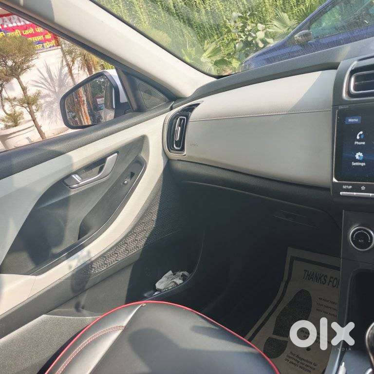 Hyundai Creta Sx Petrol Mt, 2023, Petrol