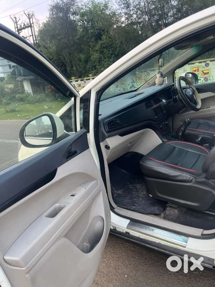 Mahindra Marazzo M4 8str, 2019, Diesel
