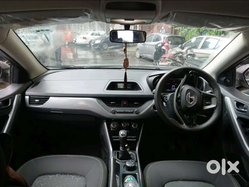 Tata Nexon 2021 Xm  Petrol  Very Less Driven