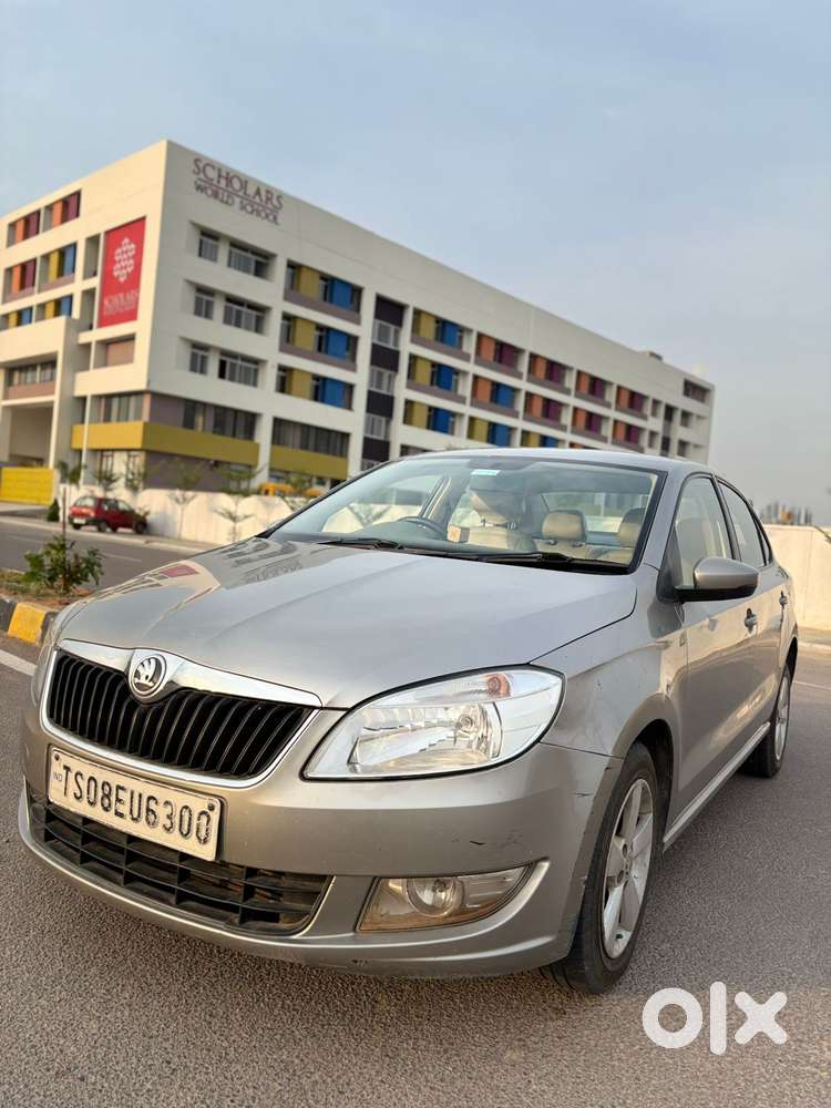 Skoda Rapid 1.5 Elegance Tdi Mt, 2015, Diesel