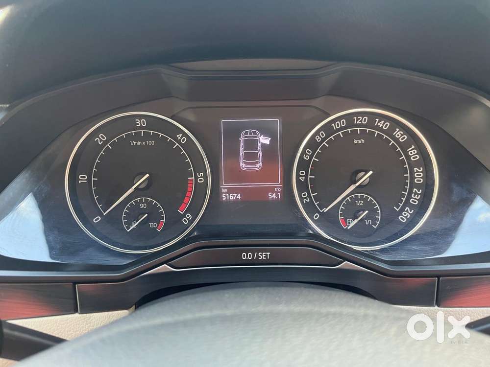 Skoda Superb L&k 2.0 Tdi At, 2020, Diesel