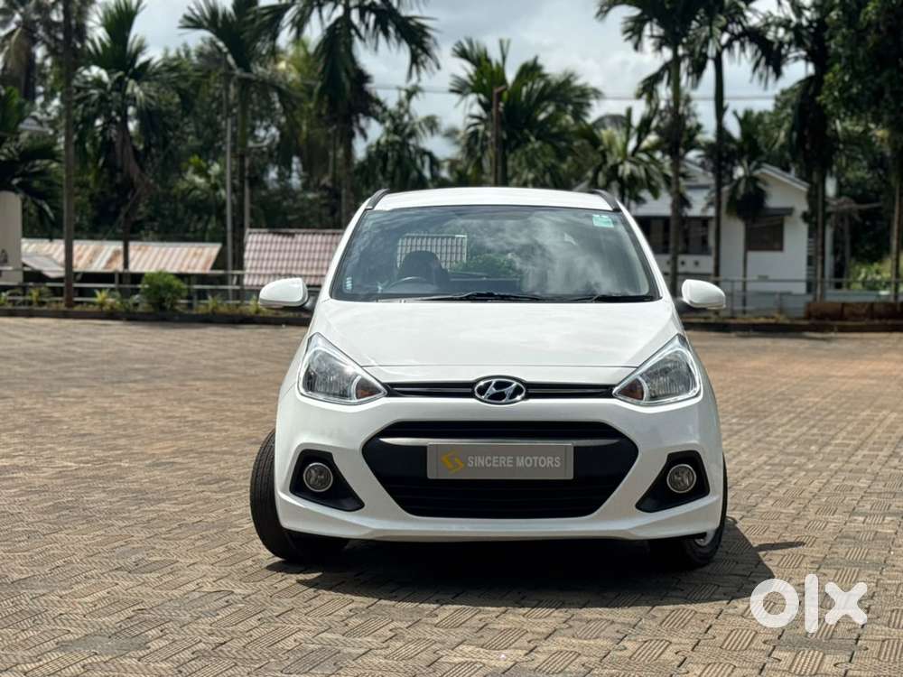 Hyundai Grand I10 Asta Option At, 2016, Petrol